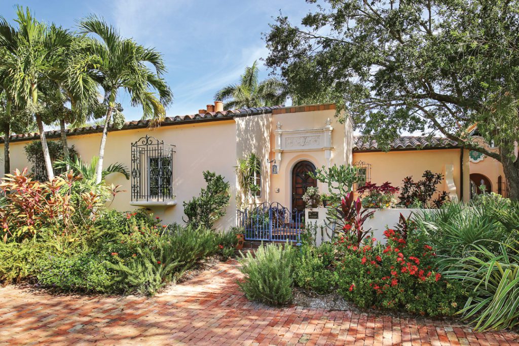 25 S. Washington Drive, Sarasota