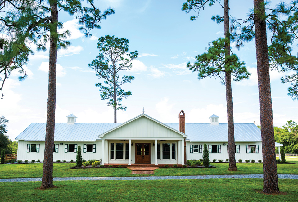 In the clubhouse, an extension of the horse stables, drinks are savored and stories passed down